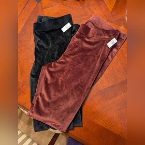 NWT Old Navy Women's High-Waisted Velvet Ankle Leggings Black, Maroon sz Small